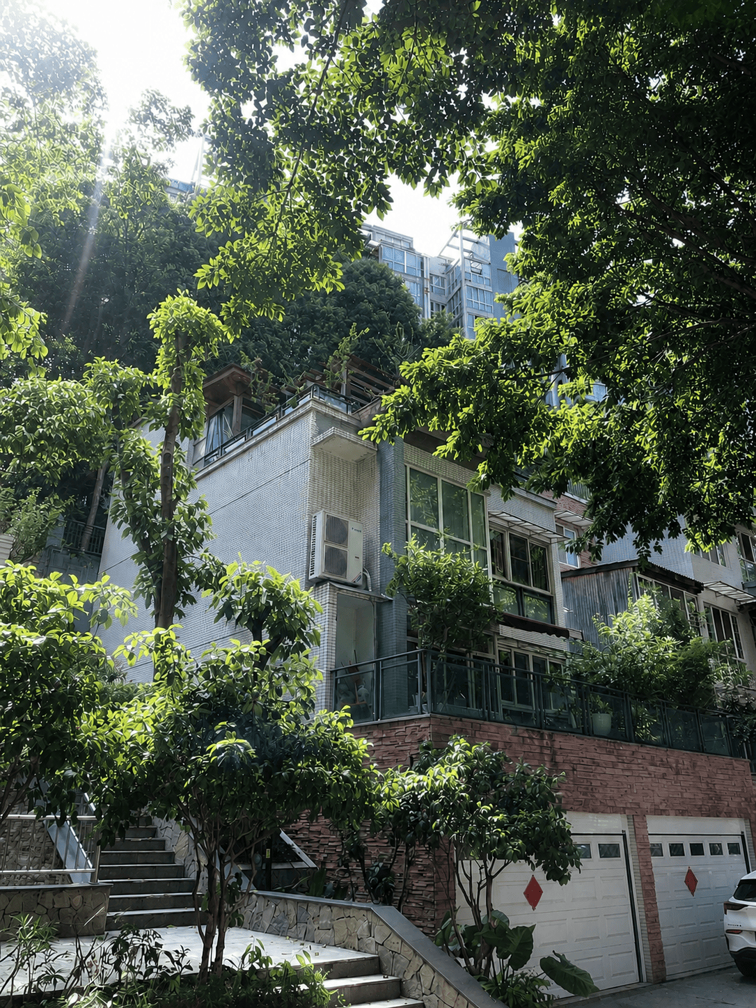 江苏岛居岁月从容升级：小小岛老别墅加装蒂升悦行款电梯